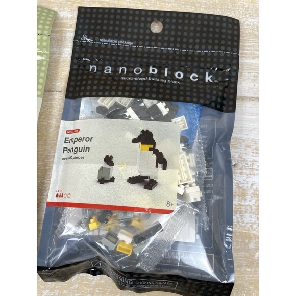 Nanoblock Micro Size Building Toy Lot of 2 Bass Guitar & Emperor Penguin NEW - Picture 2 of 4